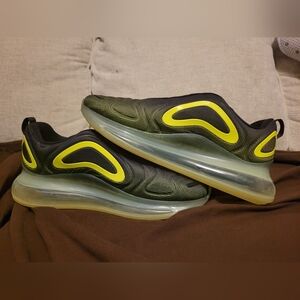 Air Max 720 'Neon Collection